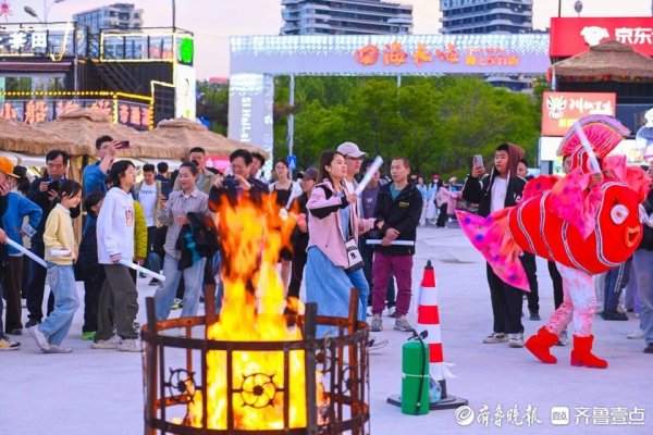 股票配资客服 “商圈+文旅”点燃消费新引擎，奏响假期文旅狂欢曲